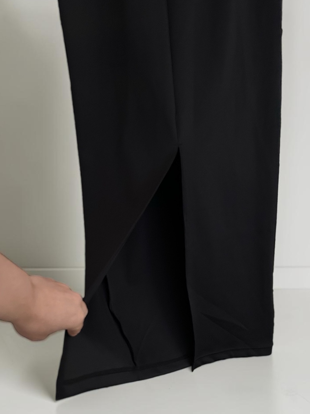 Romy The Brand Black Satin Stretch Column Maxi Skirt Size Small - Picture 7 of 10